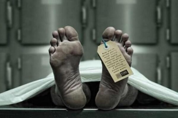 Mayat Pria Tanpa Identitas Ditemukan Mengapung di Kali Ciliwung